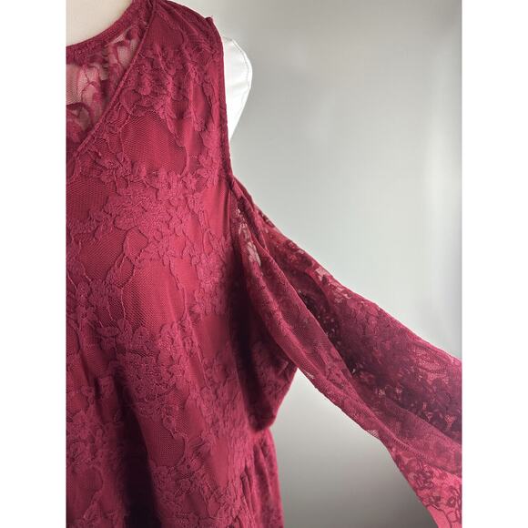 Torrid Babydoll Stretch Lace Cold Shoulder Top Biking Red Plus Size 4 4X - Picture 11 of 15